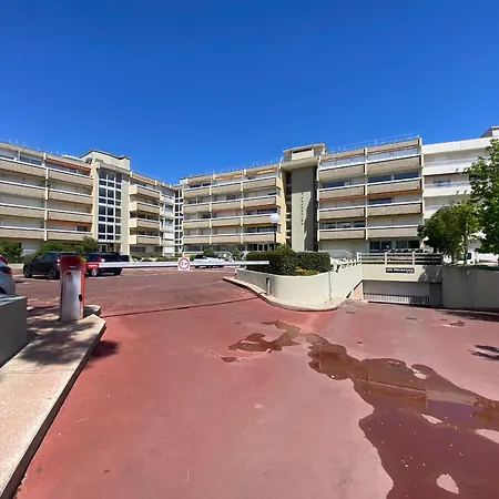 Appartement T2 Avec Terrasse Sud - Accès - Fr-1-374-246 *